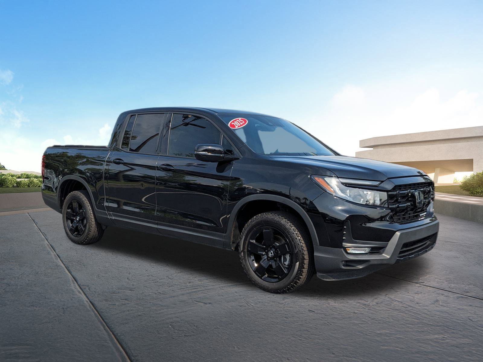 Used 2025 Honda Ridgeline Black Edition image 2