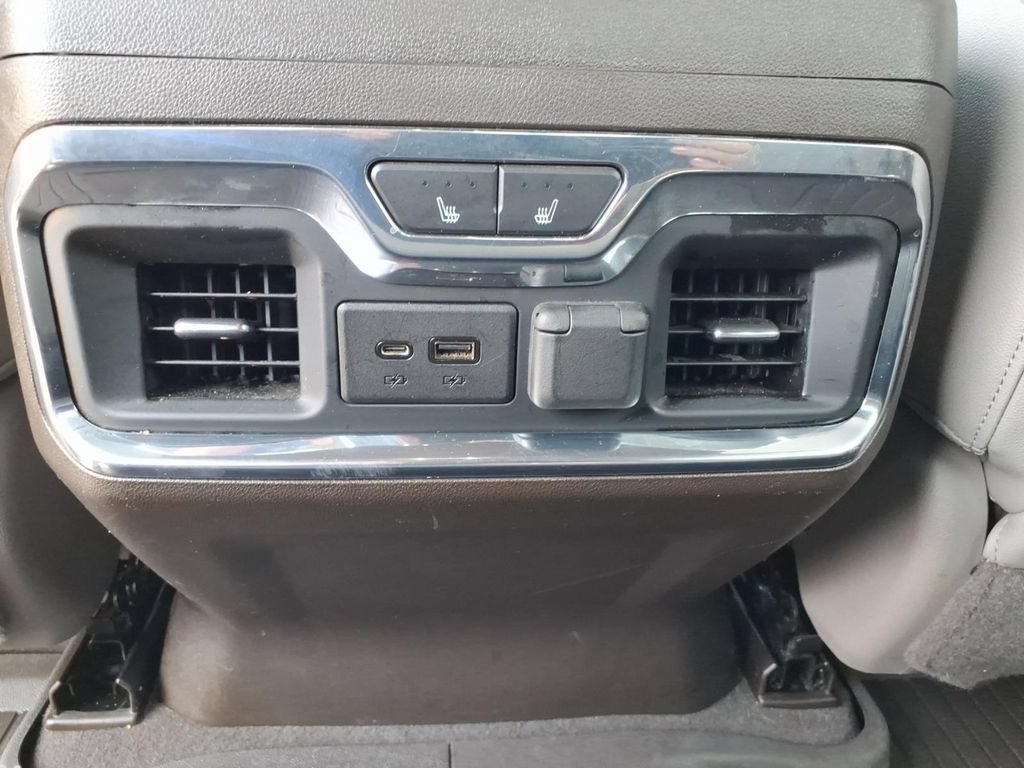 Used 2021 Chevrolet Silverado 1500 LTZ w/ Technology Package AWD/4WD image 17