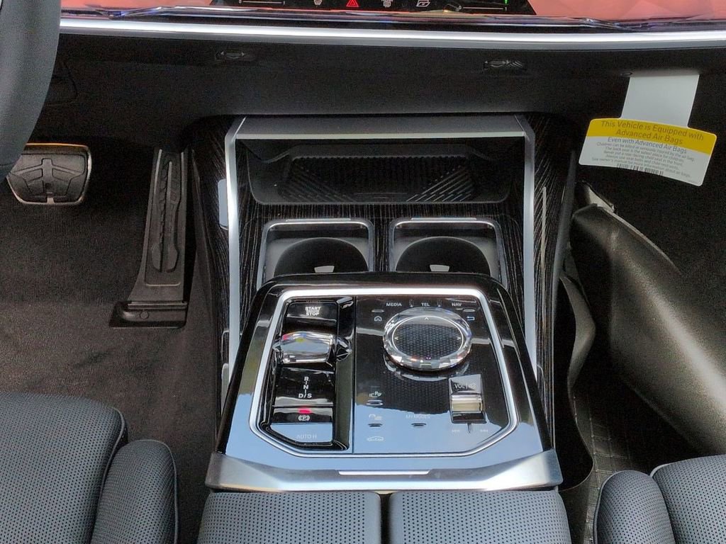 New 2026 BMW 760i xDrive w/ Executive Package AWD/4WD image 19