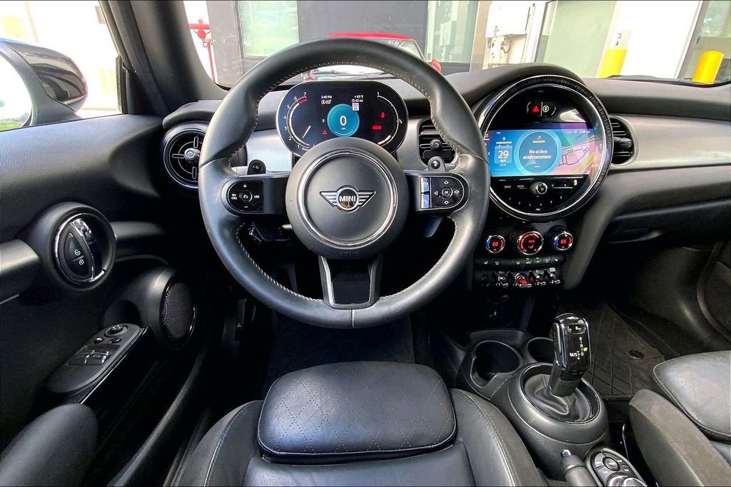 Certified 2023 MINI Cooper S w/ Signature Upholstery Package FWD image 3