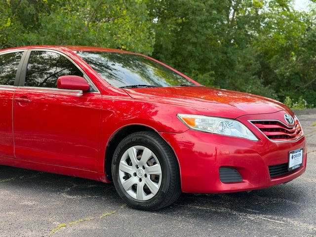 Used 2011 Toyota Camry LE FWD image 5