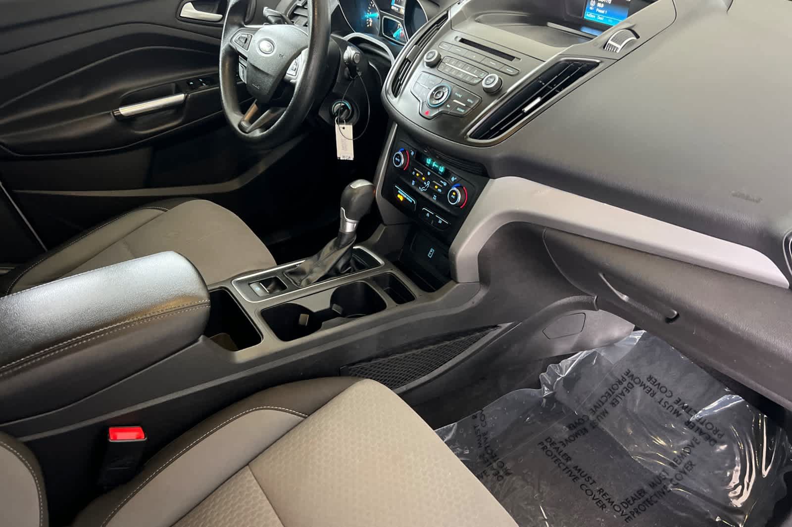 Used 2017 Ford Escape SE AWD/4WD image 16