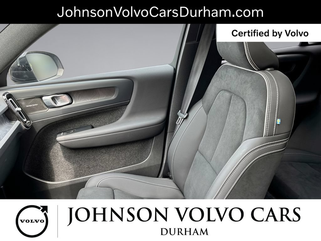 Certified 2024 Volvo XC40 Recharge Ultimate RWD image 29