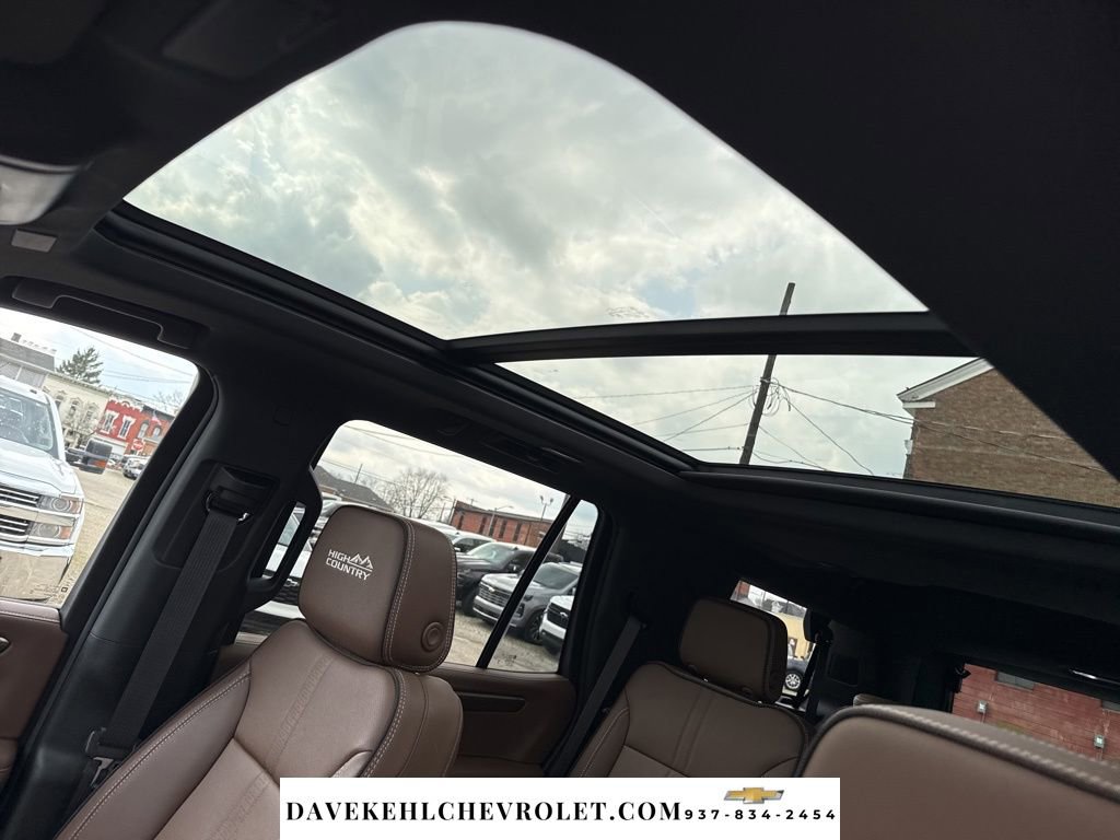Used 2026 Chevrolet Tahoe High Country w/ Sun And Tow Package image 15