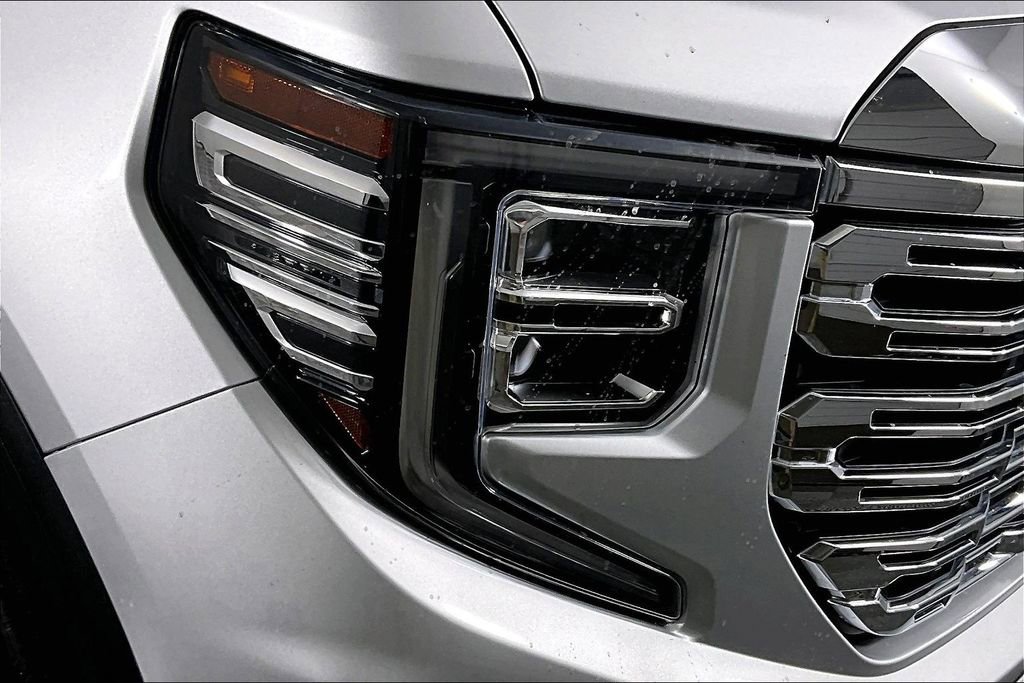 Used 2022 GMC Sierra 1500 Denali w/ Denali Reserve Package RWD image 30