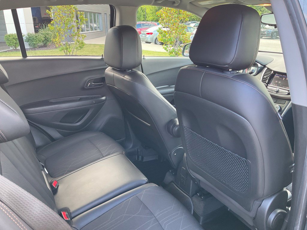 Used 2021 Chevrolet Trax LT FWD image 14