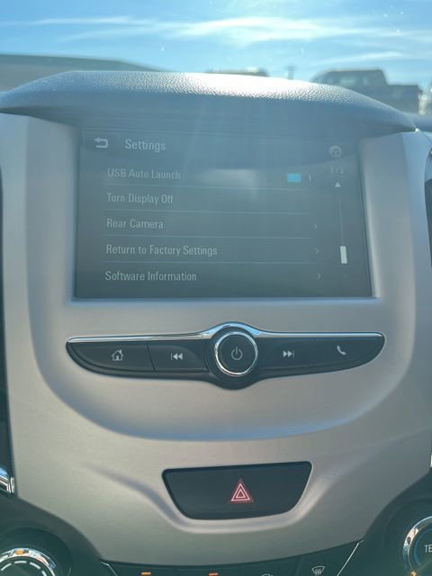 Used 2018 Chevrolet Cruze LS image 41