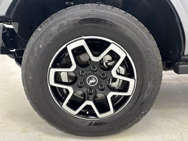Used 2021 Ford Bronco Outer Banks AWD/4WD image 39
