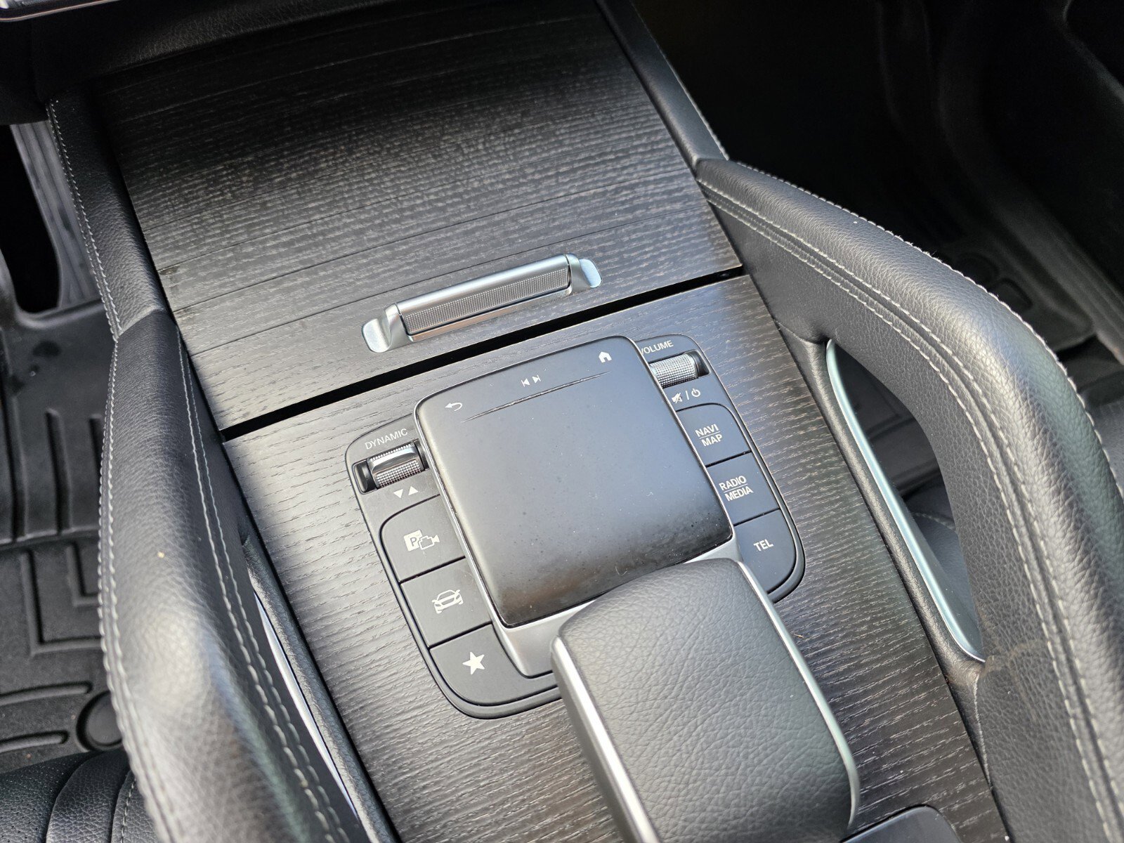 Used 2022 Mercedes-Benz GLS 450 4MATIC image 29