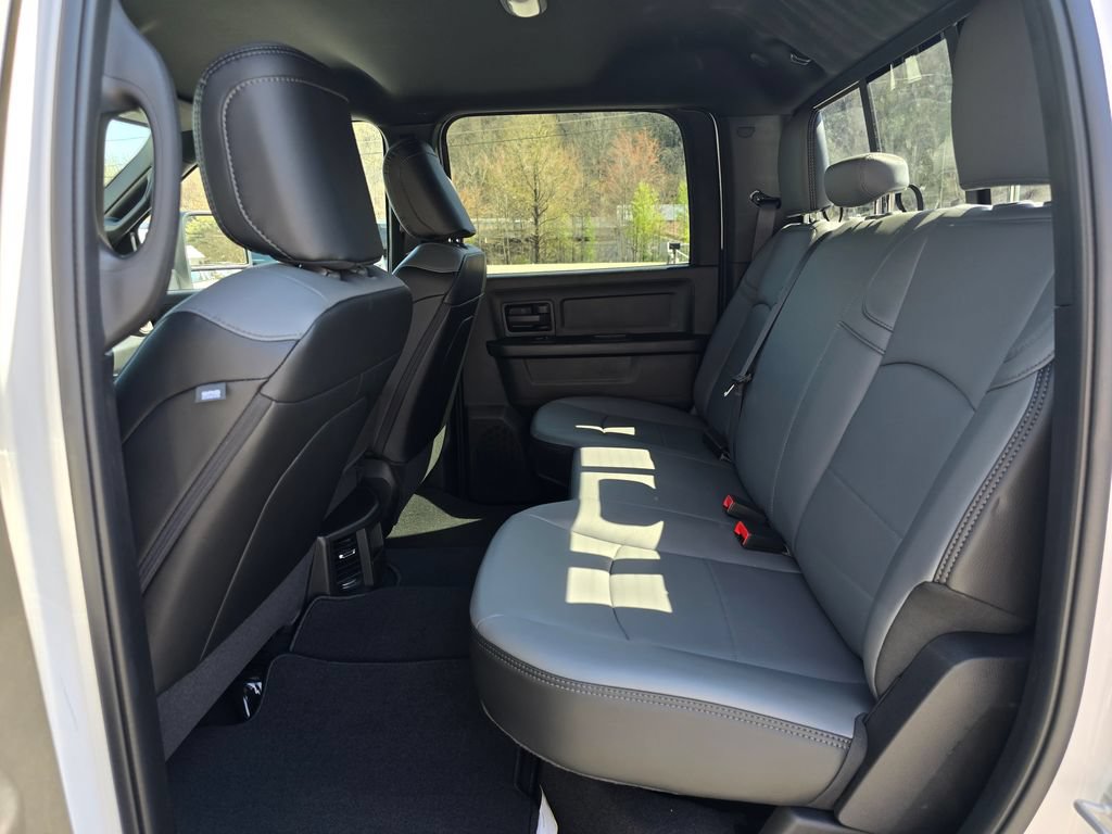 New 2026 RAM 3500 Tradesman AWD/4WD image 9