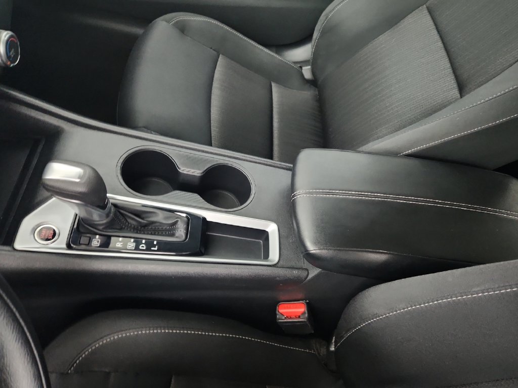 Used 2025 Nissan Altima 2.5 SV FWD image 31