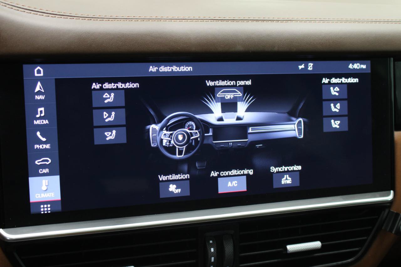 Used 2019 Porsche Cayenne S AWD/4WD image 63