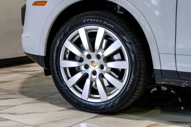 Used 2017 Porsche Cayenne AWD/4WD image 83