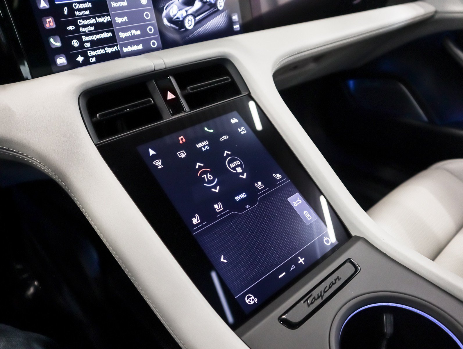Certified 2022 Porsche Taycan Turbo AWD/4WD image 17