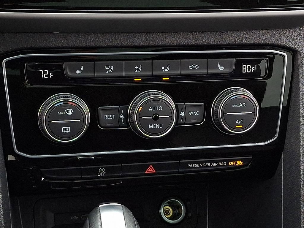 Used 2022 Volkswagen Atlas SE w/ Panoramic Sunroof Package image 16