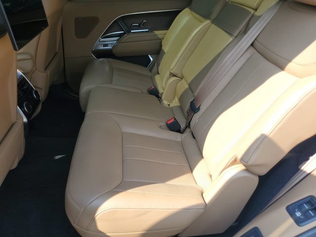 Certified 2023 Land Rover Range Rover Long Wheelbase SE AWD/4WD image 12