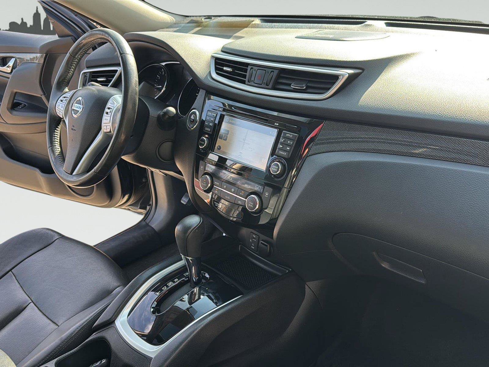 Used 2014 Nissan Rogue SL w/ SL Premium Package AWD/4WD image 29