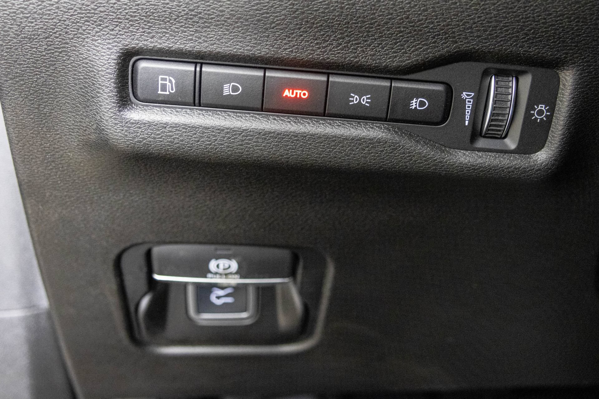 New 2026 Jeep Cherokee Laredo AWD/4WD image 31