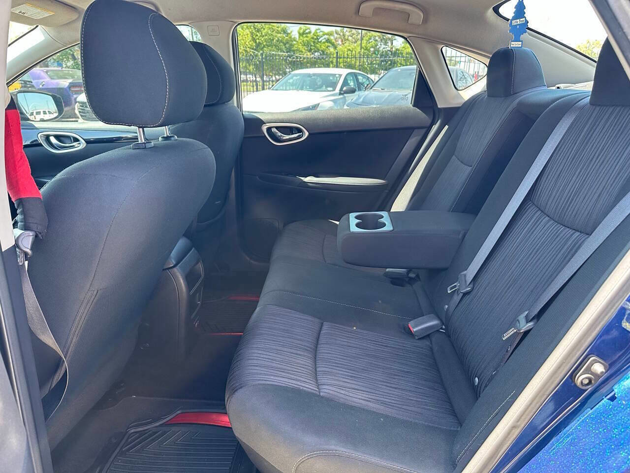 Used 2019 Nissan Sentra SV FWD image 15