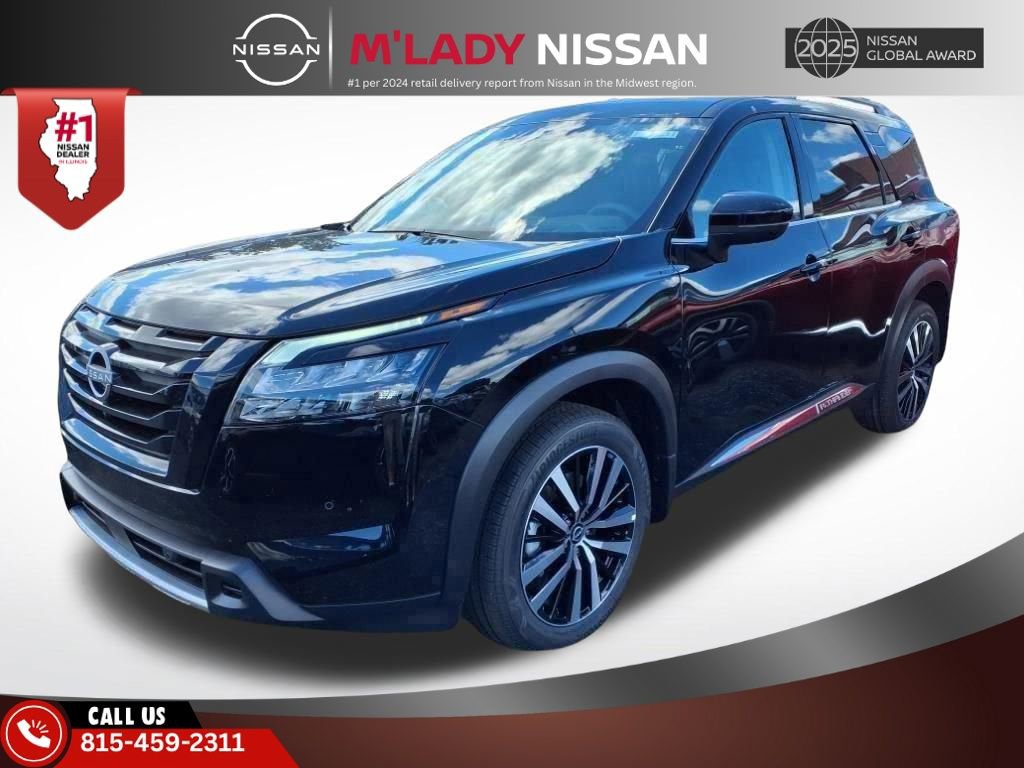 New 2025 Nissan Pathfinder Platinum w/ Black Appearance Package image 3