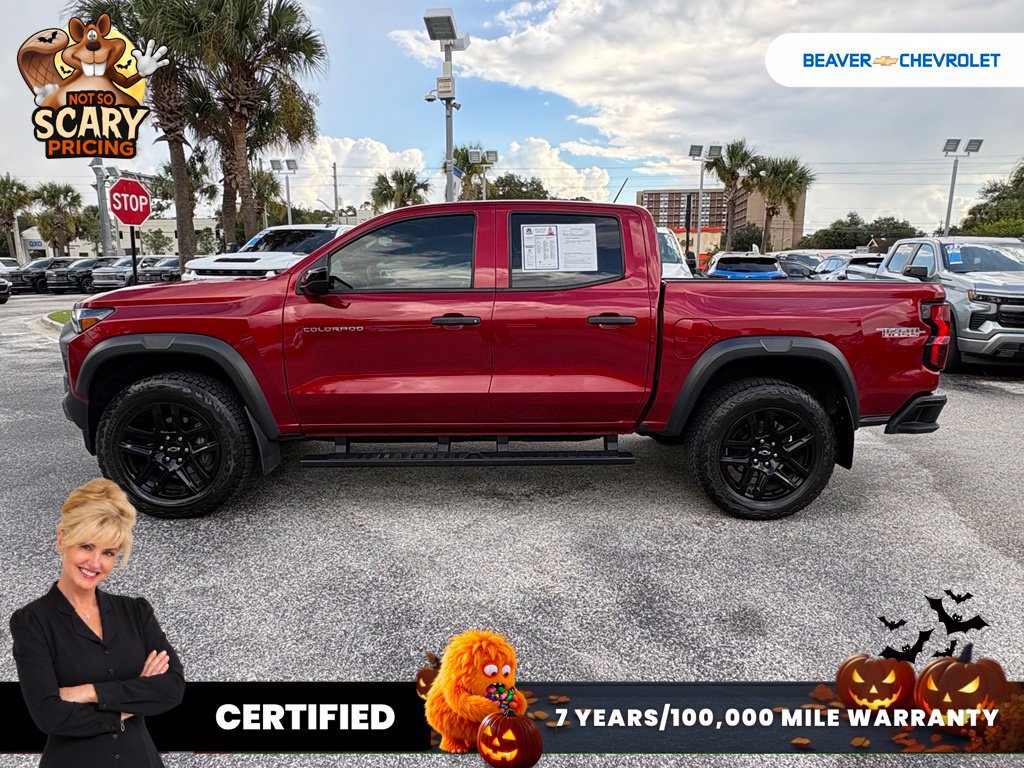 Used 2024 Chevrolet Colorado Trail Boss w/ Advanced Trailering Package AWD/4WD image 3