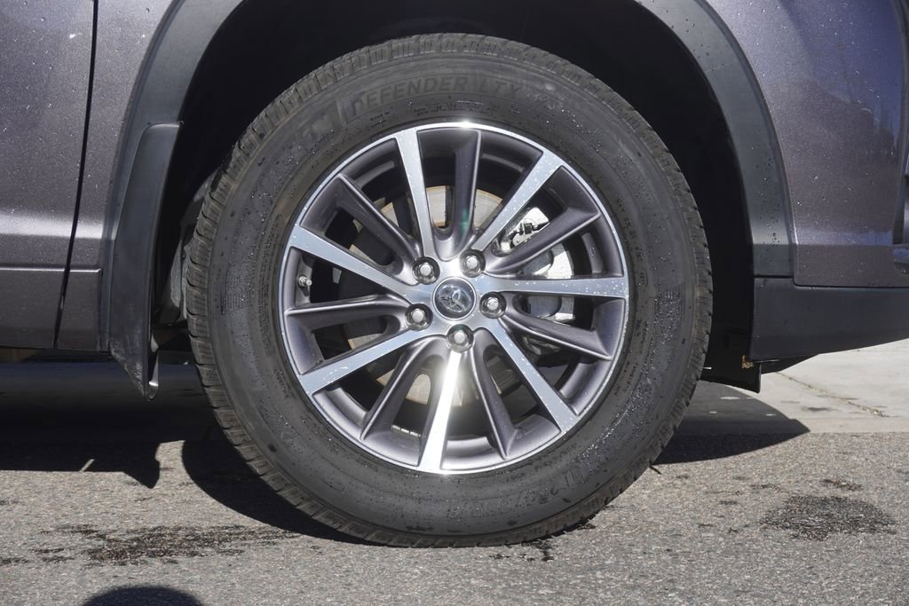Used 2018 Toyota Highlander XLE image 35