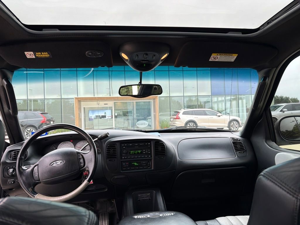 Used 2003 Ford F150 Harley-Davidson RWD image 16