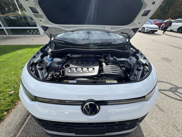 New 2026 Volkswagen Tiguan SE image 25