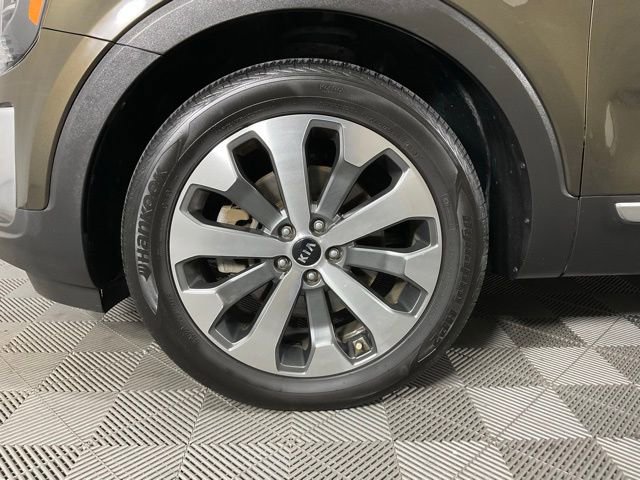 Used 2020 Kia Telluride S w/ S 8 Passenger Seating Package image 10
