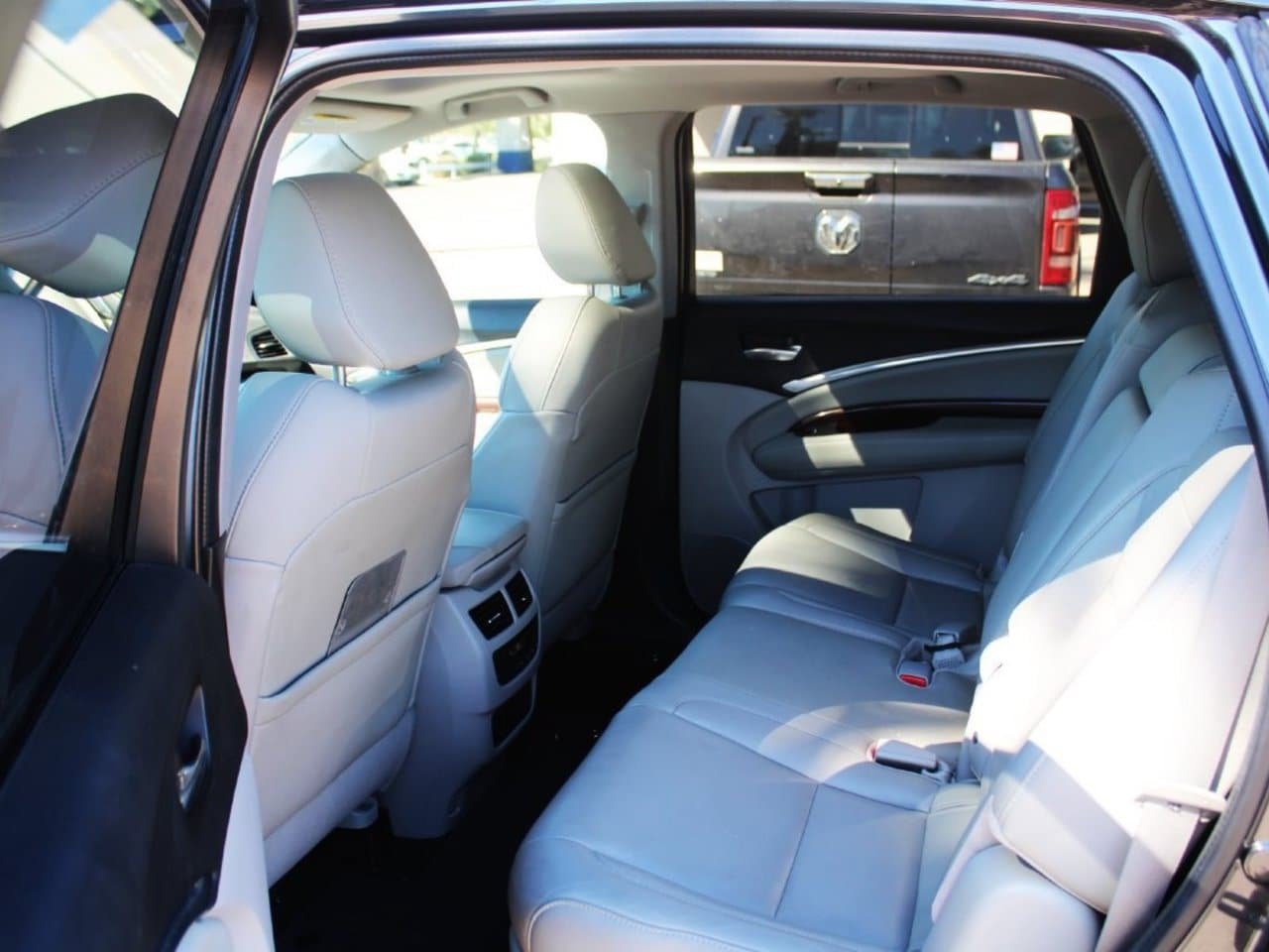 Used 2015 Acura MDX FWD image 14