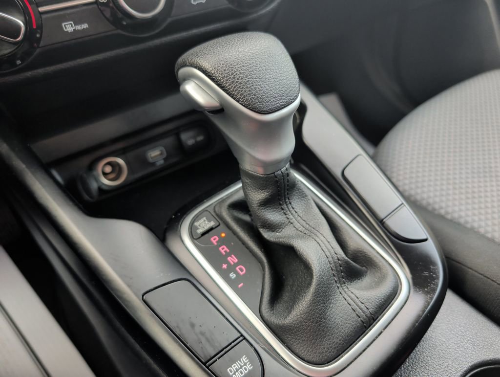 Used 2022 Kia Soul LX w/ Technology Package image 16