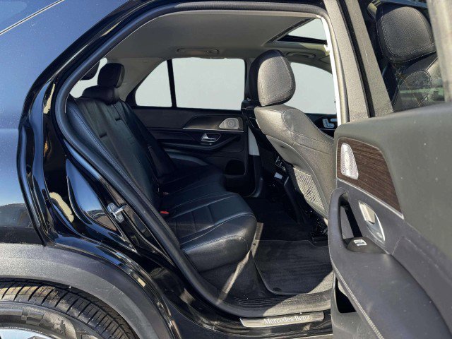 Used 2020 Mercedes-Benz GLE 450 4MATIC w/ Premium Package image 41