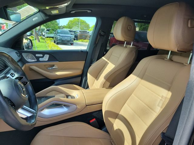 Used 2024 Mercedes-Benz GLS 450 4MATIC image 11