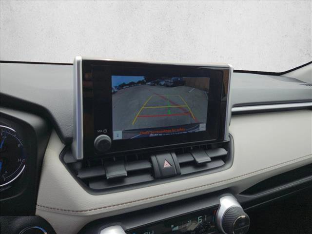 Used 2023 Toyota RAV4 XLE AWD/4WD image 20