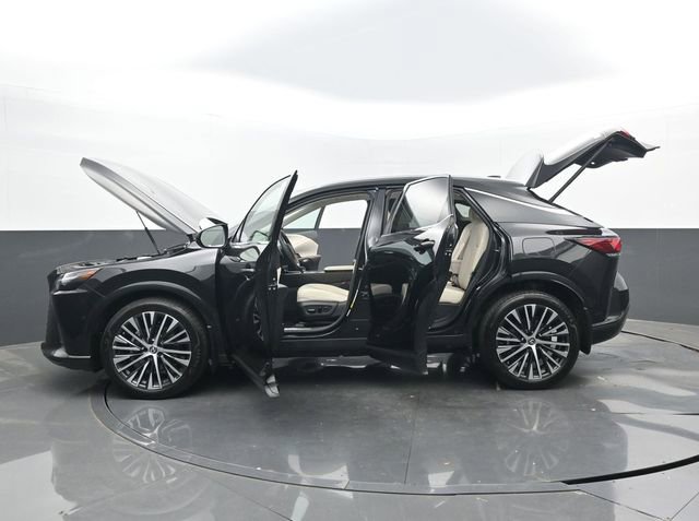 Used 2023 Lexus RX 350 Premium Plus w/ Cold Area Package AWD/4WD image 35
