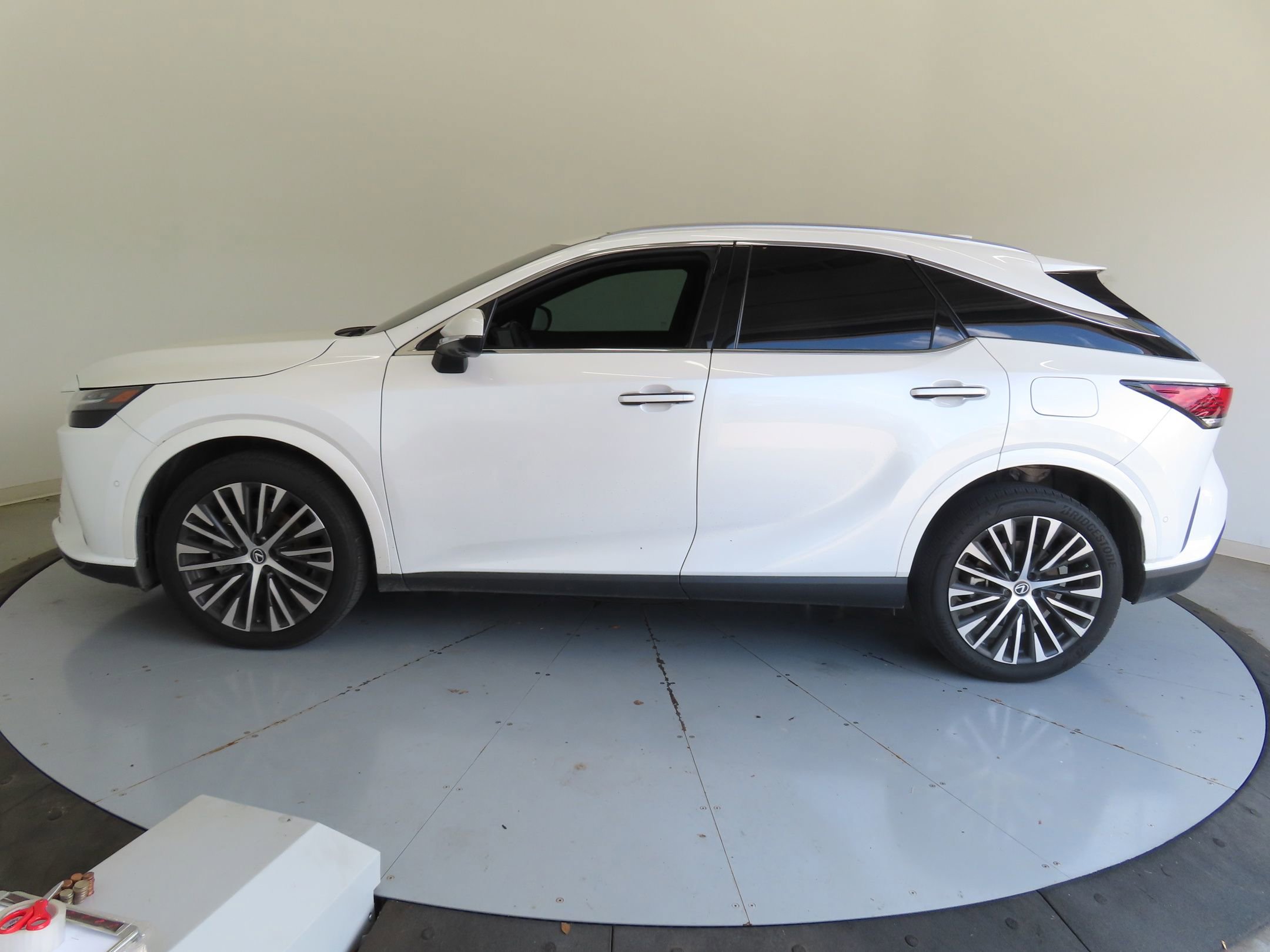 Used 2024 Lexus RX 350 Premium Plus w/ Convenience Package FWD image 6
