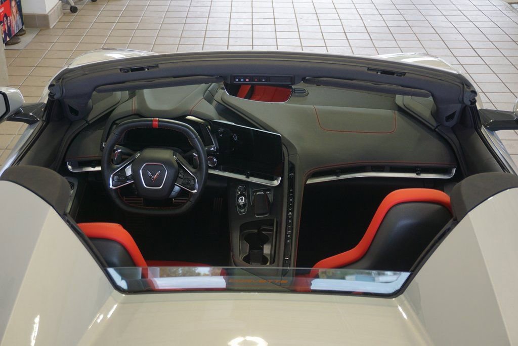 Used 2024 Chevrolet Corvette Stingray Convertible w/ 1LT image 22