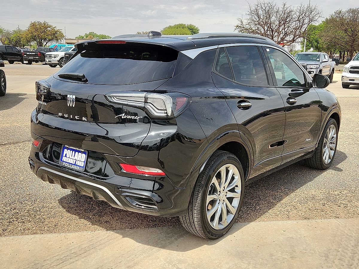 Used 2024 Buick Encore GX Avenir image 3