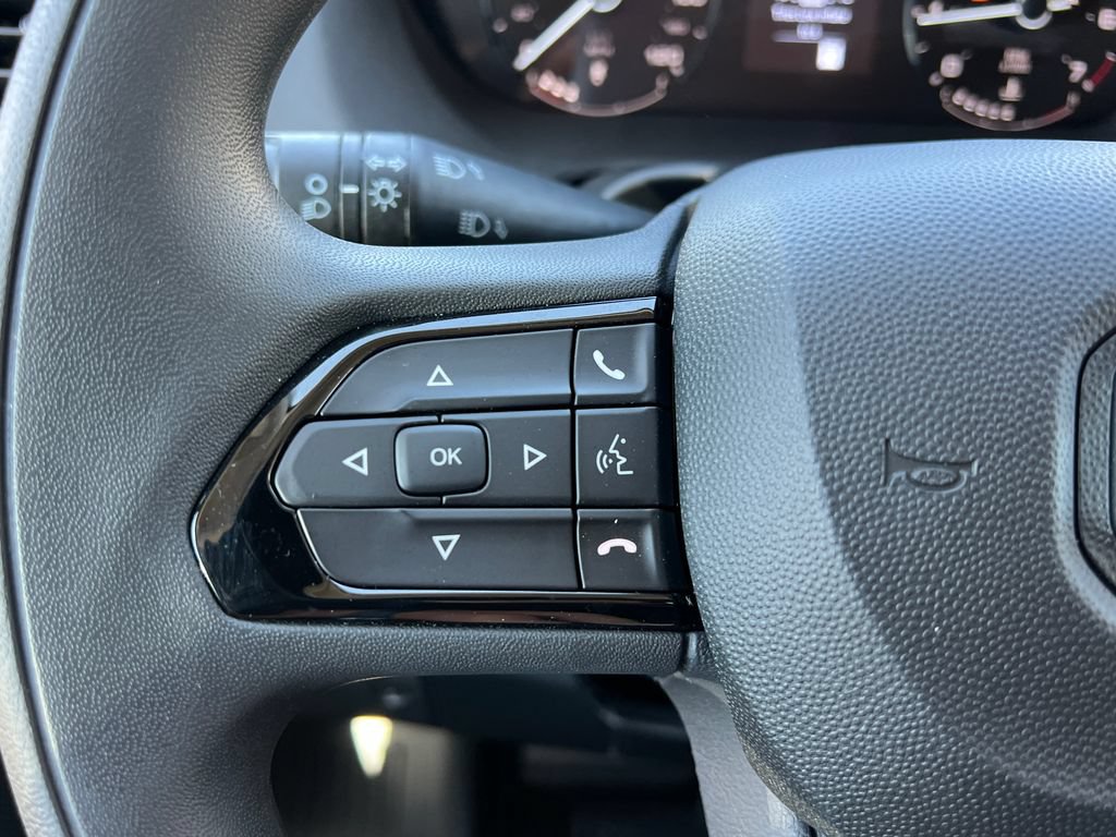 New 2026 RAM ProMaster 2500 w/ Crew Van Package FWD image 20