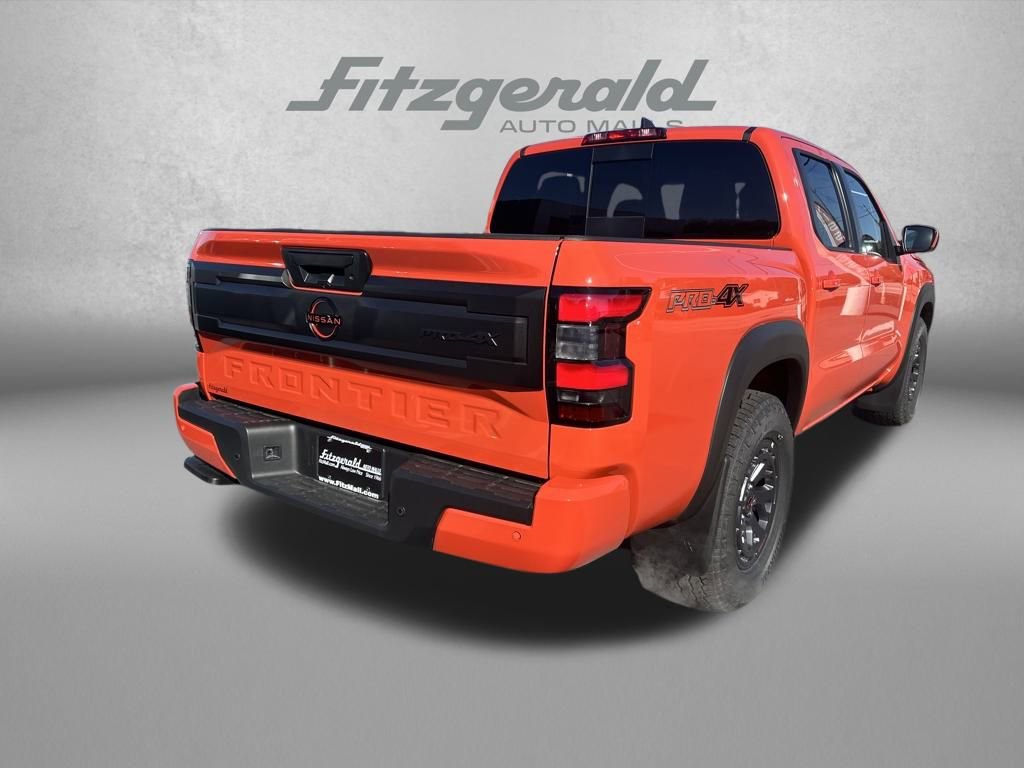 New 2025 Nissan Frontier PRO-4X w/ Interior Protection Package image 7
