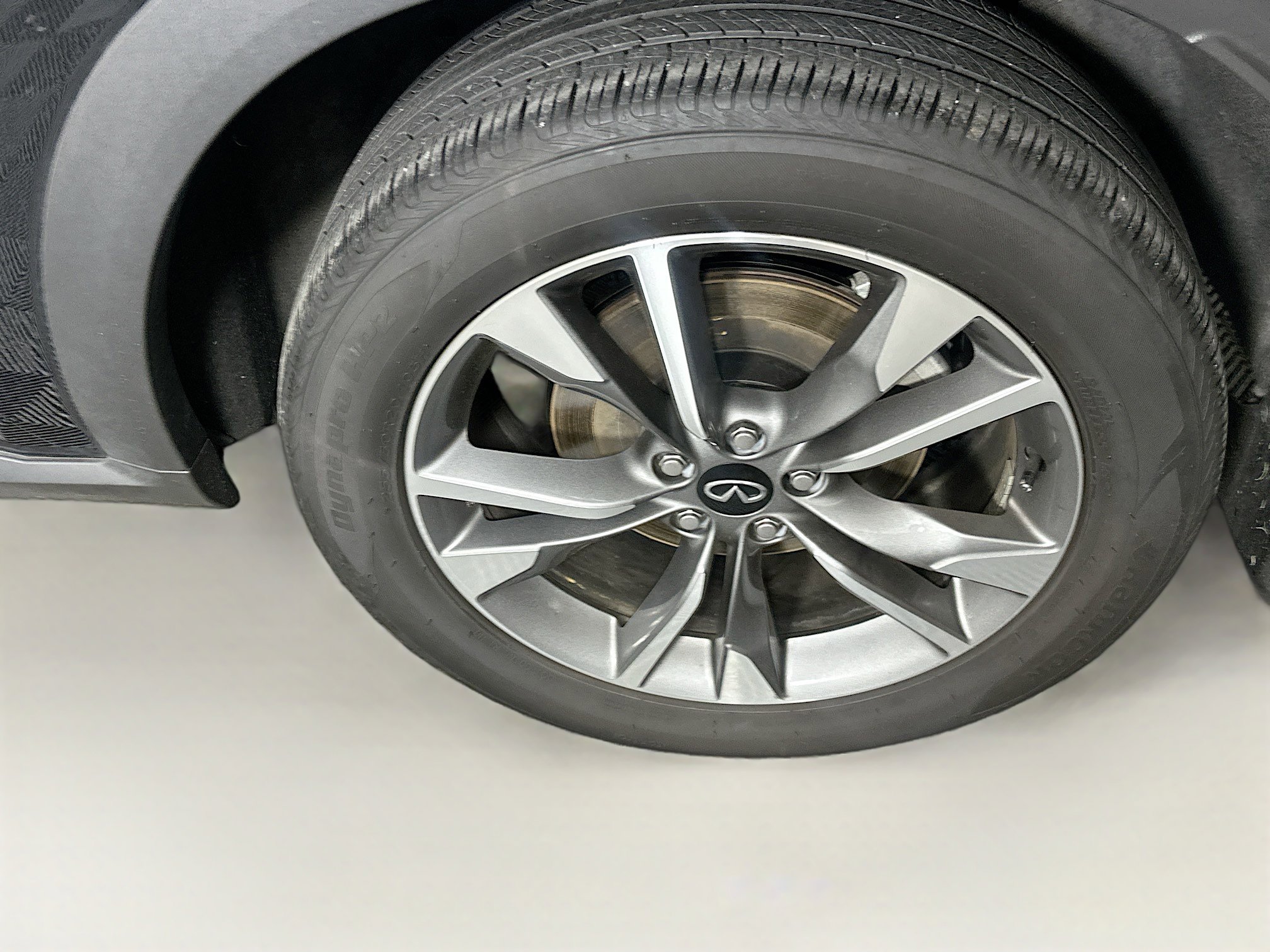 Used 2023 INFINITI QX60 Luxe w/ Cargo Package AWD/4WD image 11