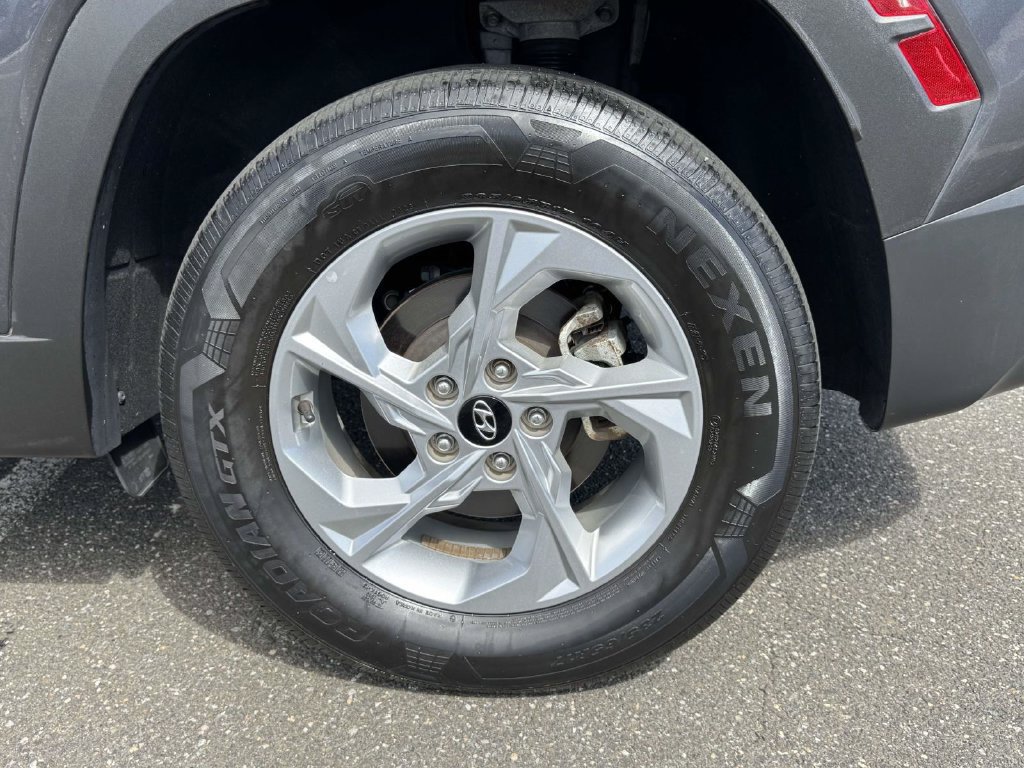 Used 2024 Hyundai Tucson SE AWD/4WD image 9