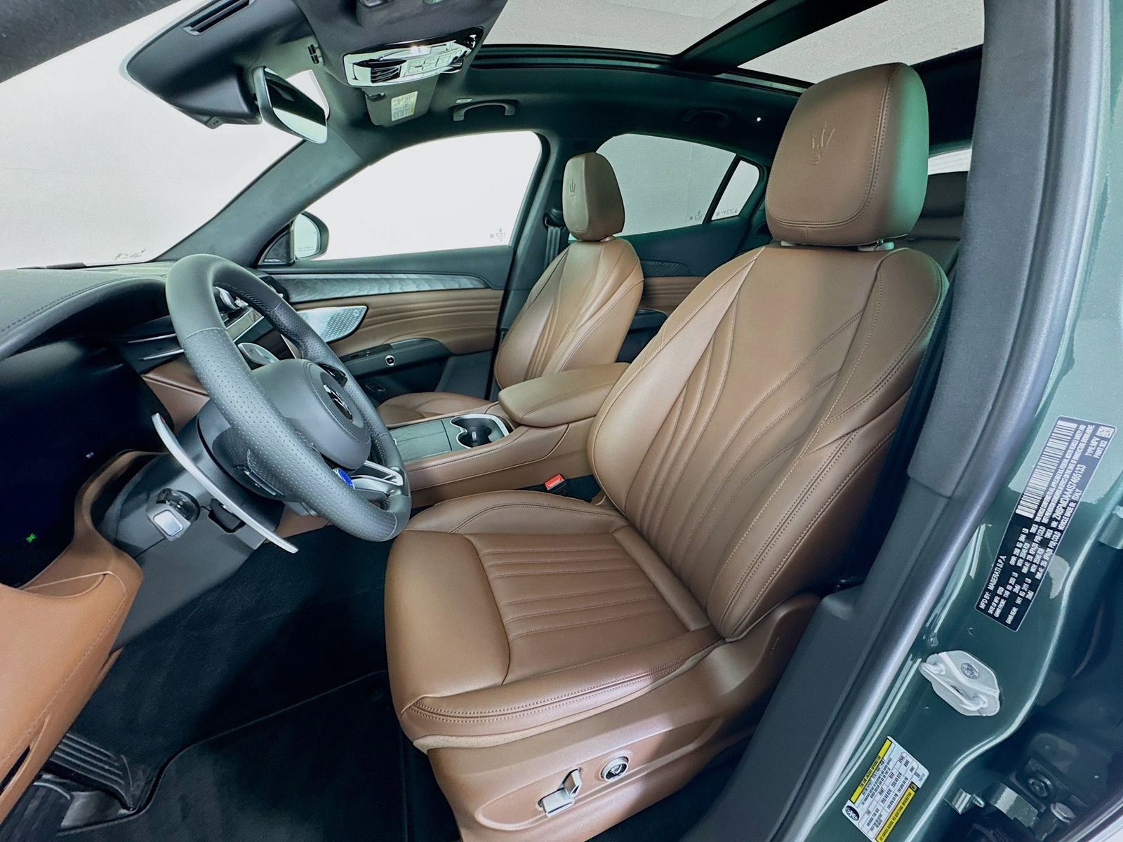 New 2025 Maserati Grecale GT image 21