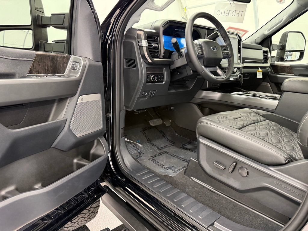 New 2026 Ford F250 Lariat w/ Black Appearance Package AWD/4WD image 33