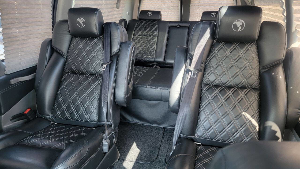 Used 2021 GMC Savana 2500 2500 3dr Cargo Van w/ Enhanced Convenience Package image 17