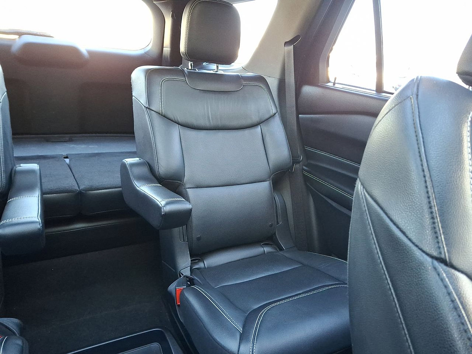 Used 2021 Ford Explorer ST w/ Equipment Group 401A image 14