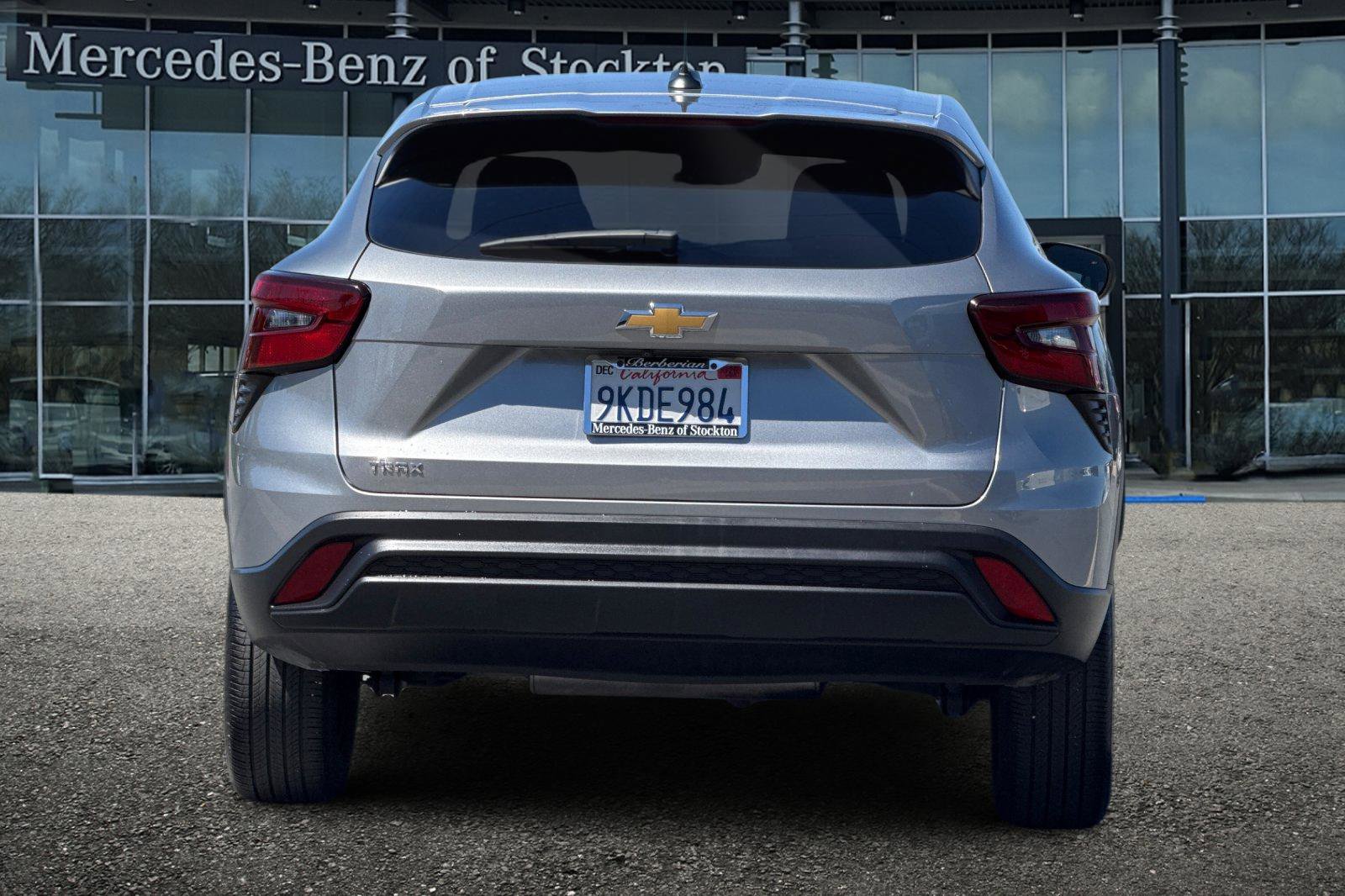 Used 2024 Chevrolet Trax LS w/ Driver Confidence Package image 5