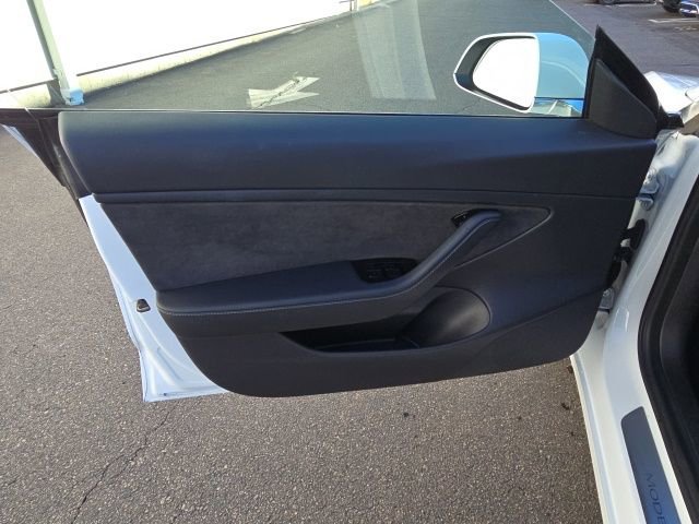 Used 2020 Tesla Model 3 Long Range image 18