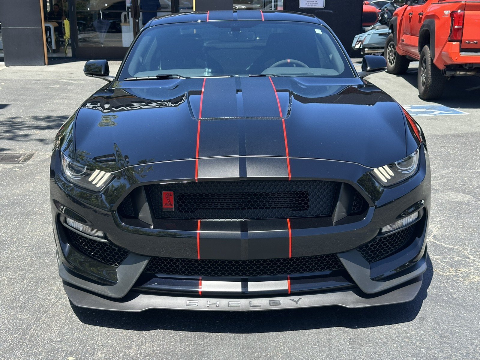 Used 2018 Ford Mustang Shelby GT350 RWD image 5