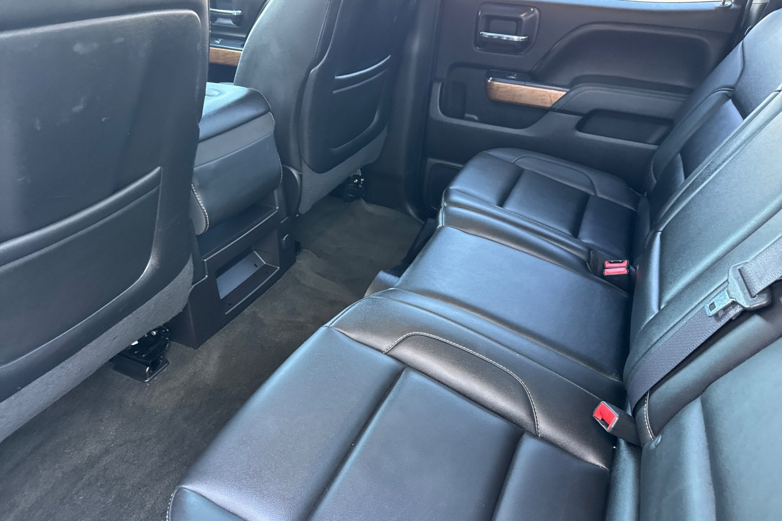 Used 2015 Chevrolet Silverado 2500 LTZ w/ Duramax Plus Package AWD/4WD image 12